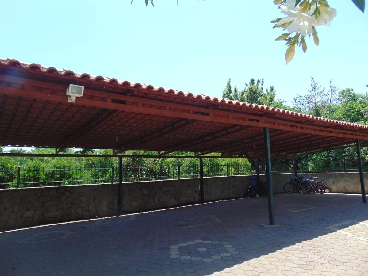 Small Theater Apartment Epidaurus Екстер'єр фото